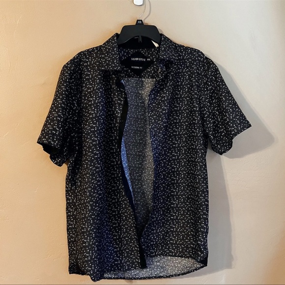 Other - Mens Silver Stone Modern Fit Button Up Shirt